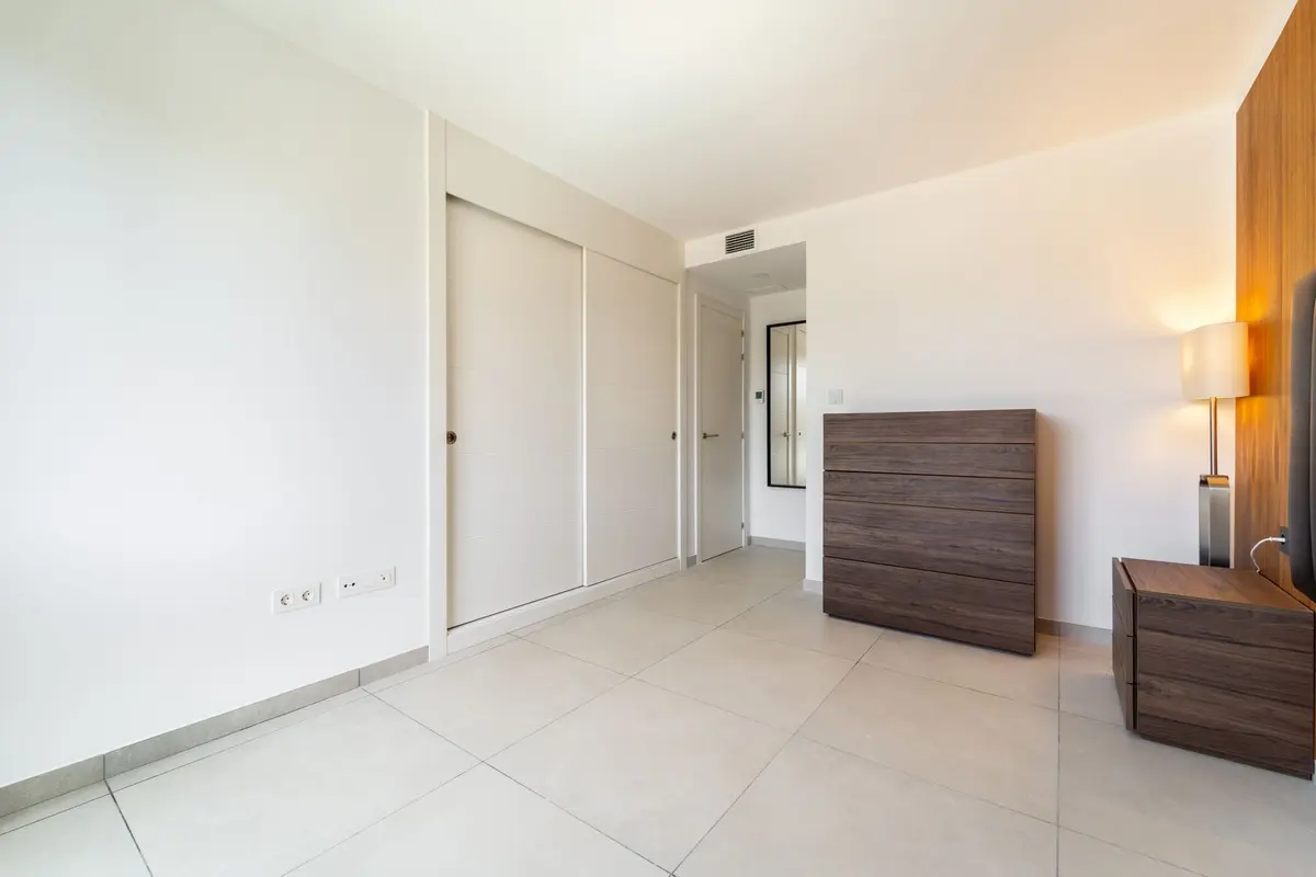 Middle Floor Apartment in Elviria