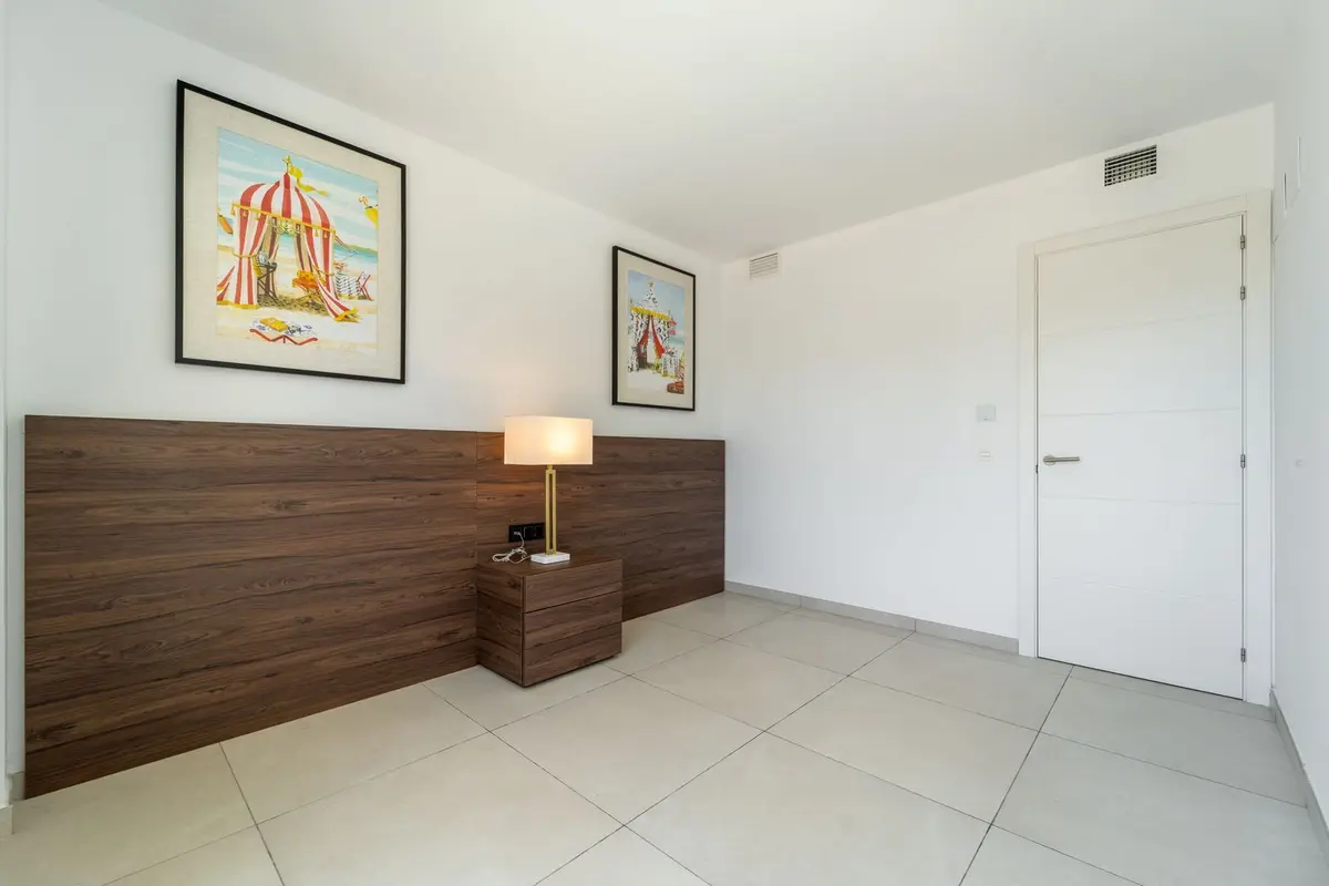 Middle Floor Apartment in Elviria