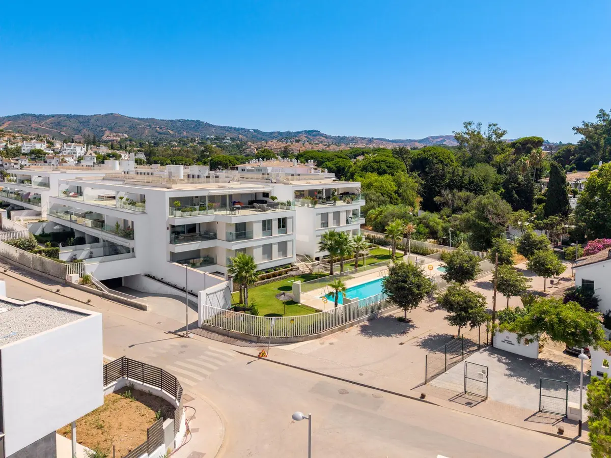 Middle Floor Apartment in Elviria