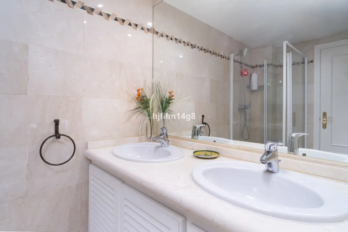 Penthouse in Nueva Andalucía