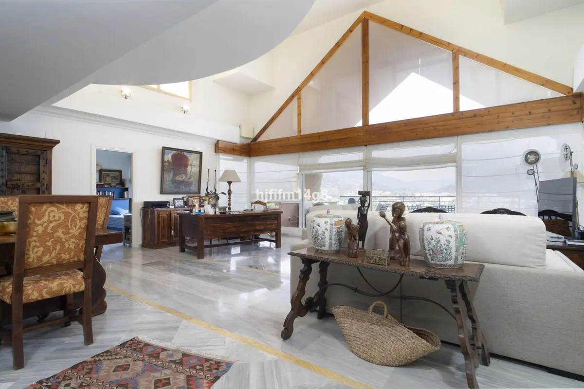 Penthouse in Nueva Andalucía
