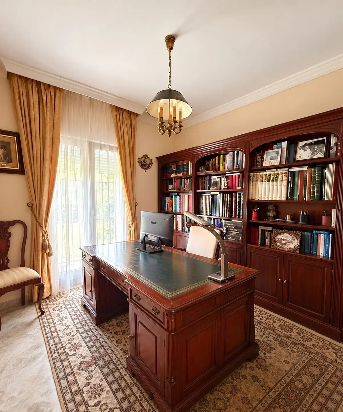 Semi-Detached House in Marbella