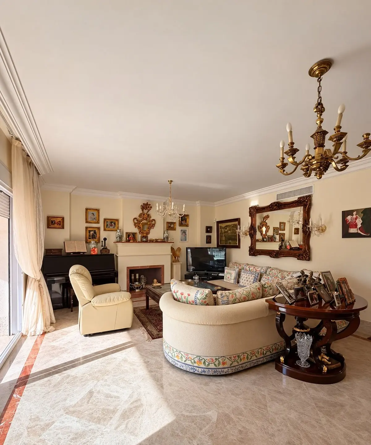 Semi-Detached House in Marbella