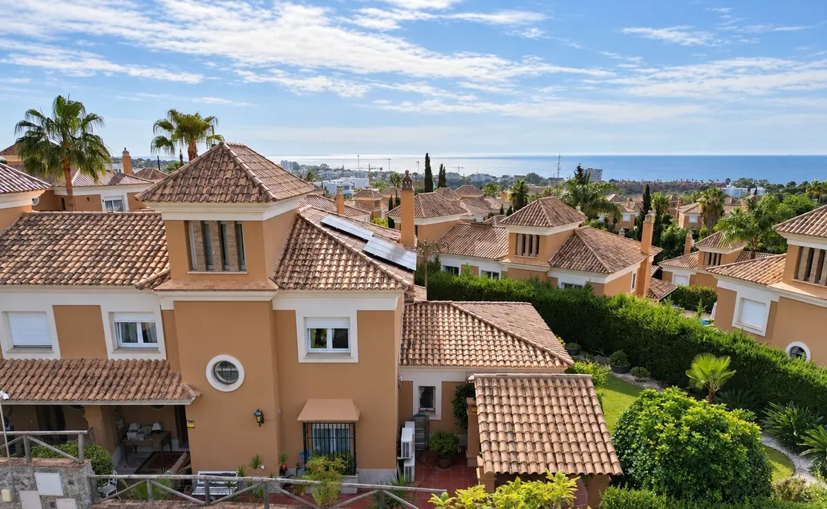 Semi-Detached House in Marbella