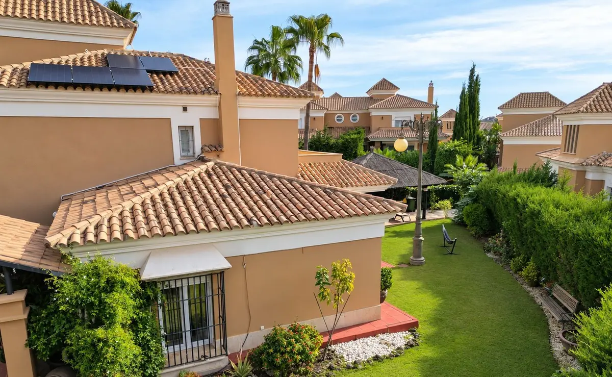 Semi-Detached House in Marbella