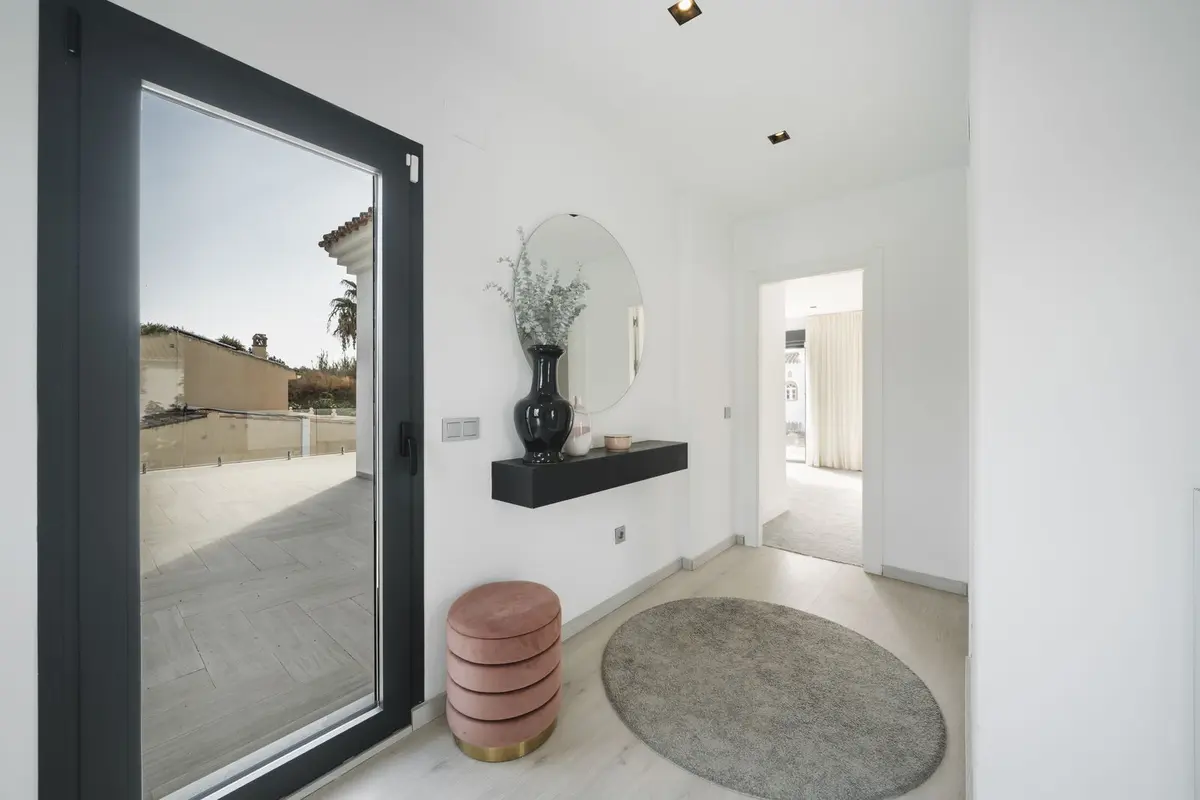 Detached Villa in Nueva Andalucía