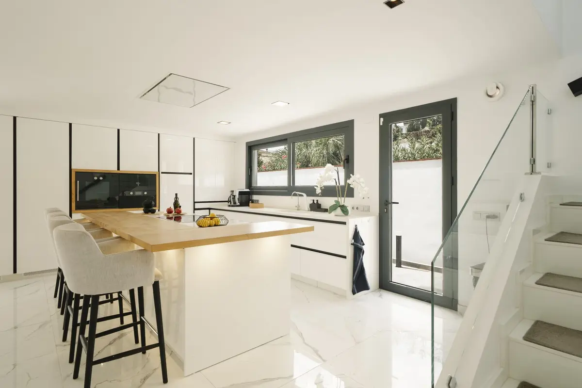 Detached Villa in Nueva Andalucía