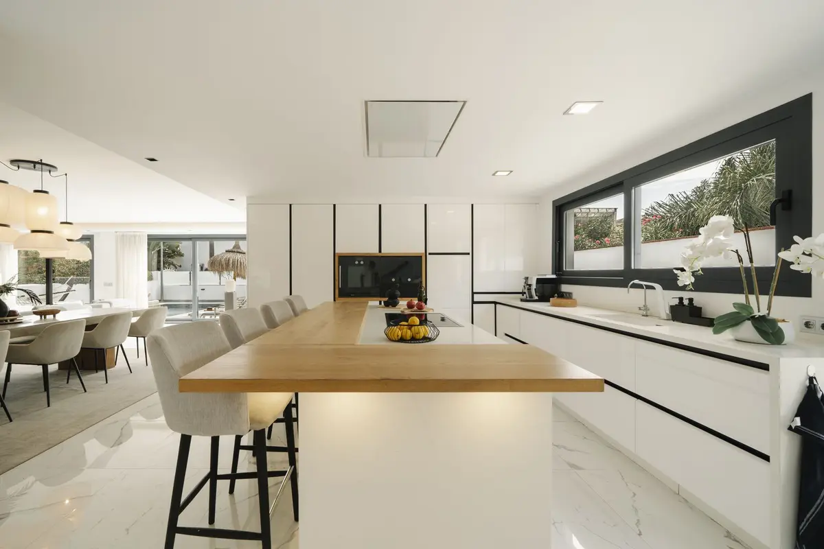 Detached Villa in Nueva Andalucía