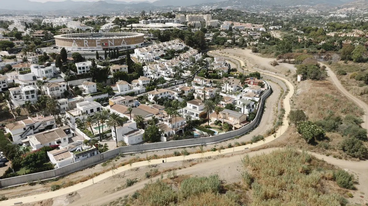 Detached Villa in Nueva Andalucía