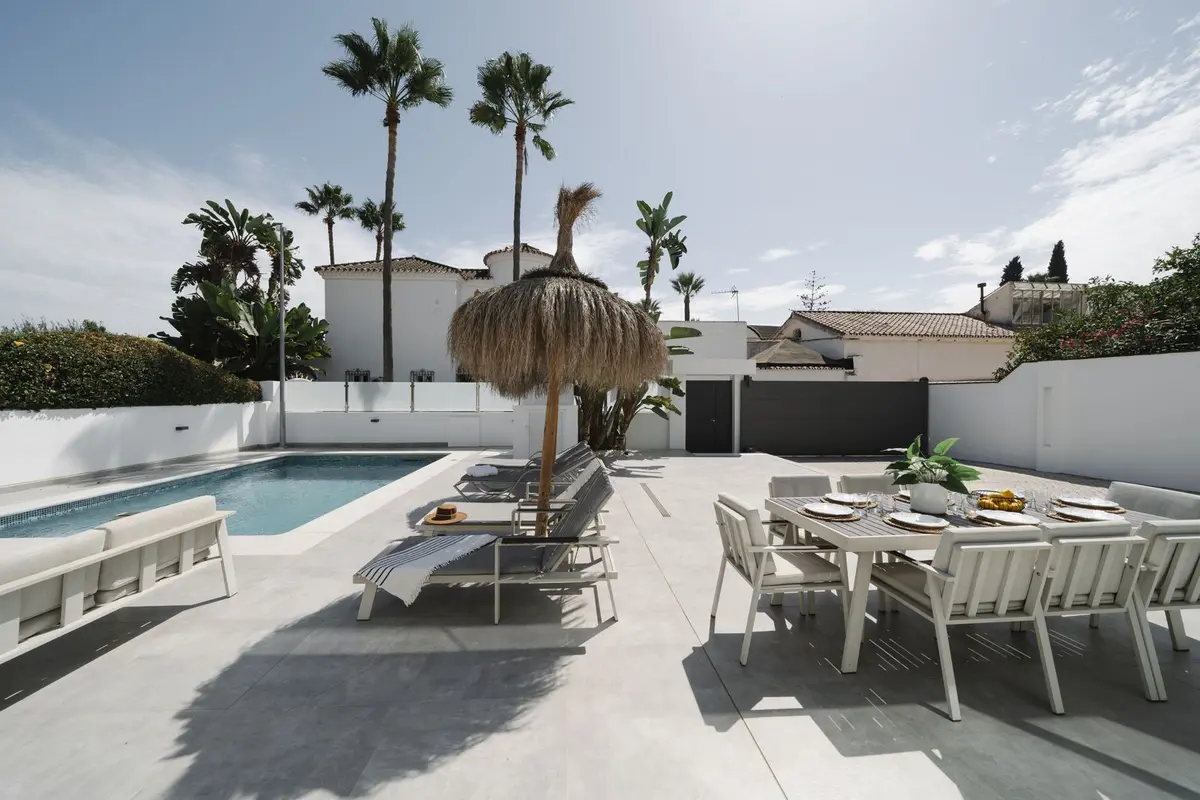 Detached Villa in Nueva Andalucía