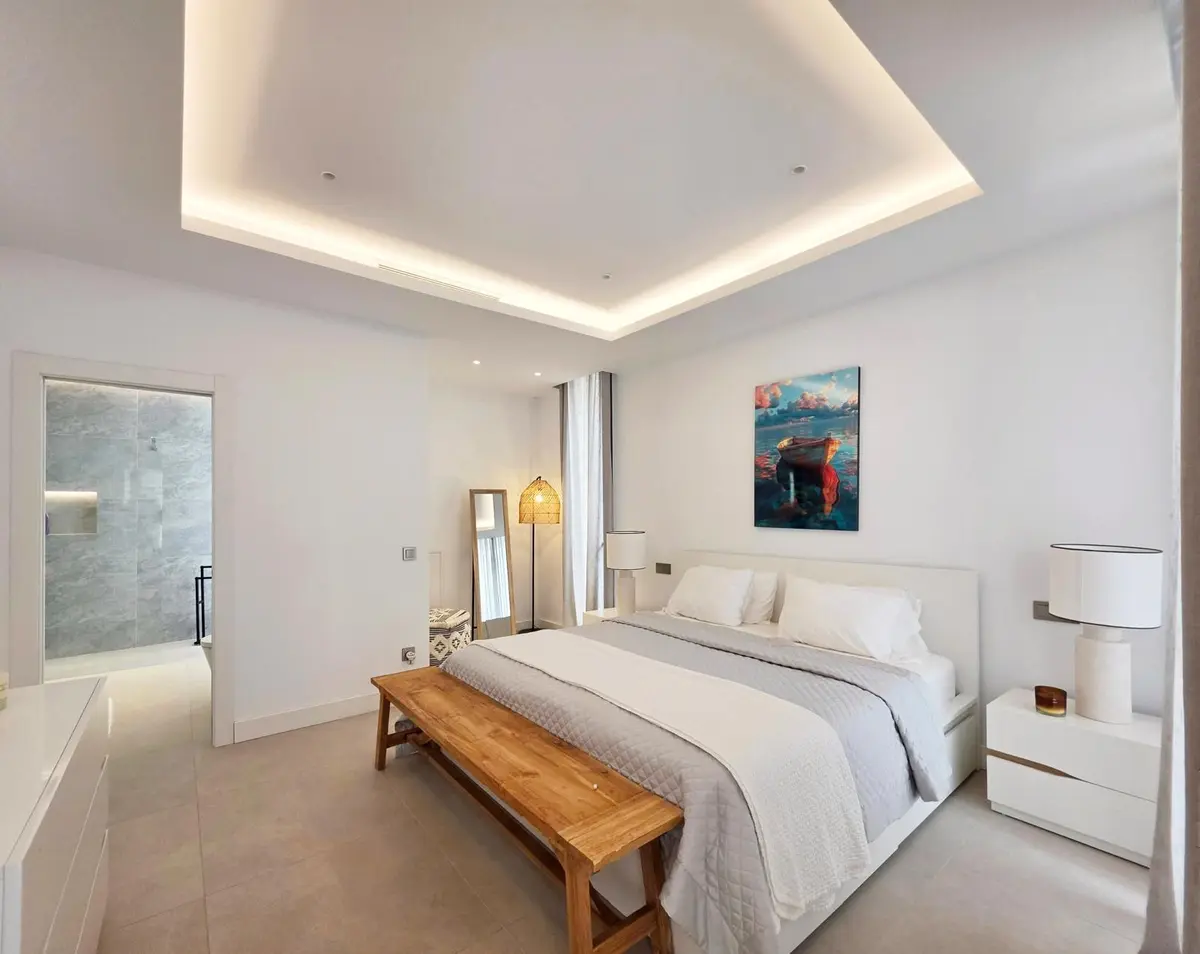 Detached Villa in El Paraiso