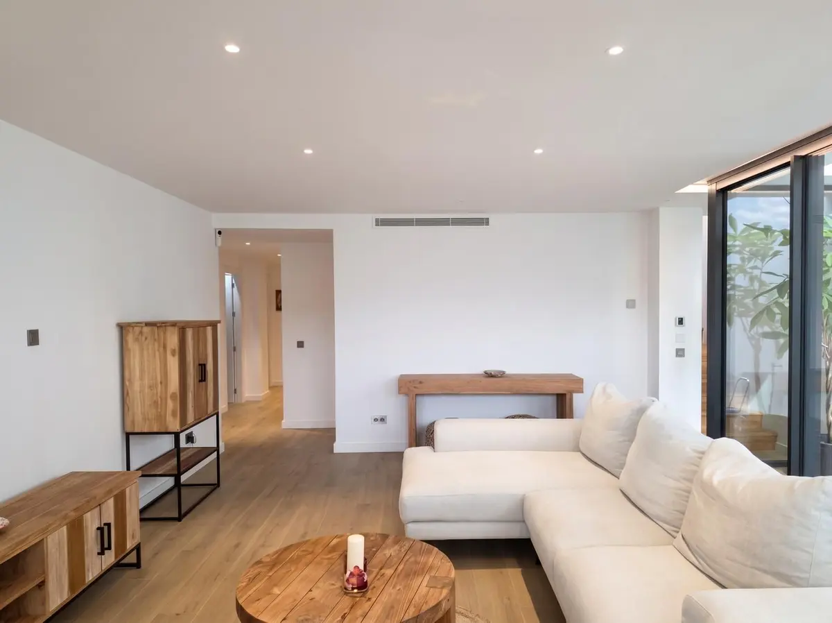Detached Villa in El Paraiso