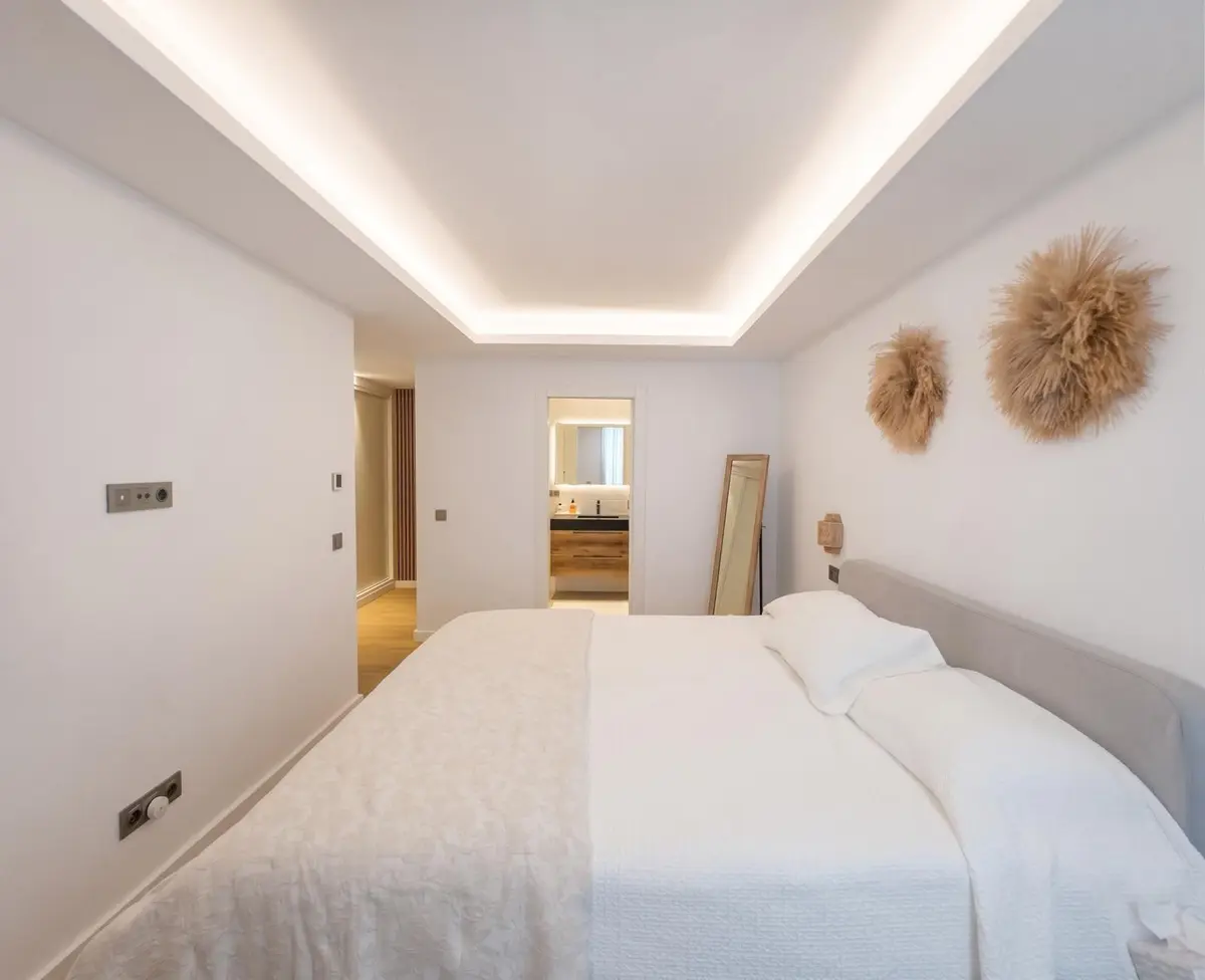Detached Villa in El Paraiso
