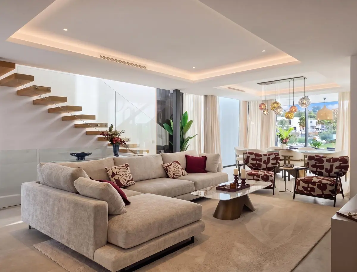 Detached Villa in El Paraiso