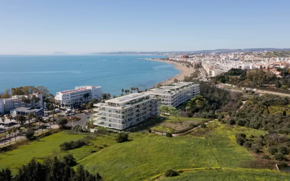 Middle Floor Apartment in Estepona
