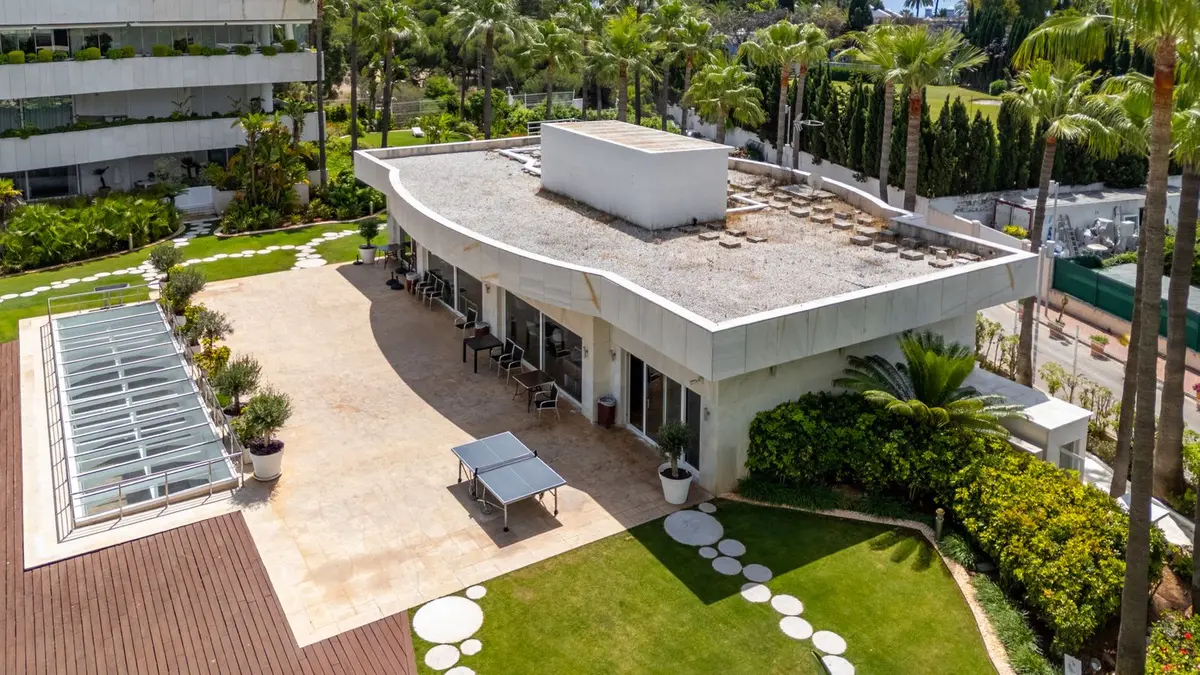 Middle Floor Apartment in Puerto Banús