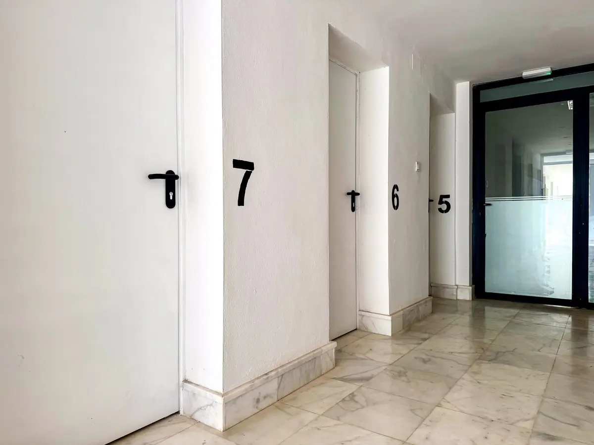 Middle Floor Apartment in Nueva Andalucía