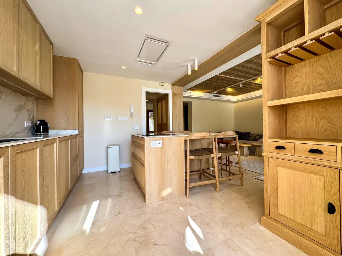 Middle Floor Apartment in Nueva Andalucía
