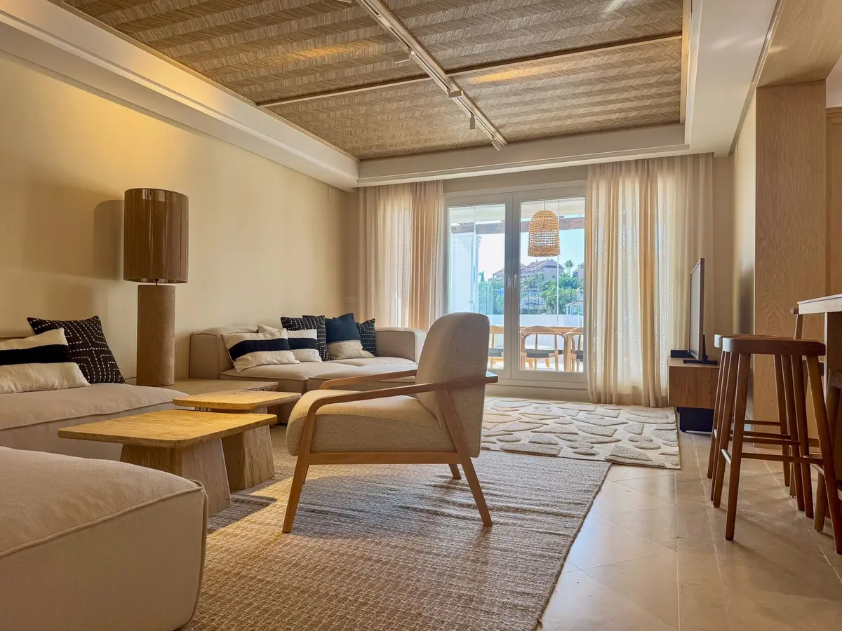 Middle Floor Apartment in Nueva Andalucía