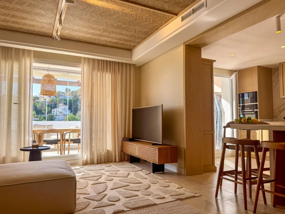 Middle Floor Apartment in Nueva Andalucía