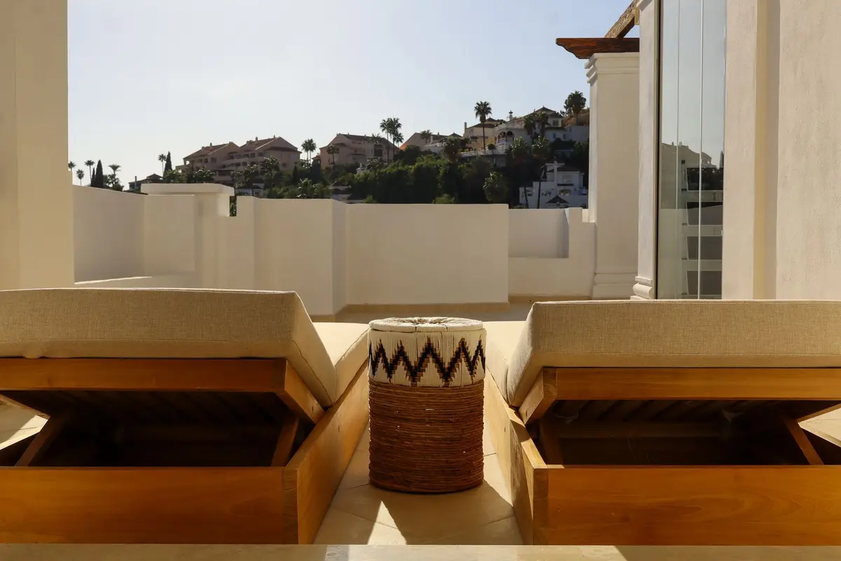 Middle Floor Apartment in Nueva Andalucía