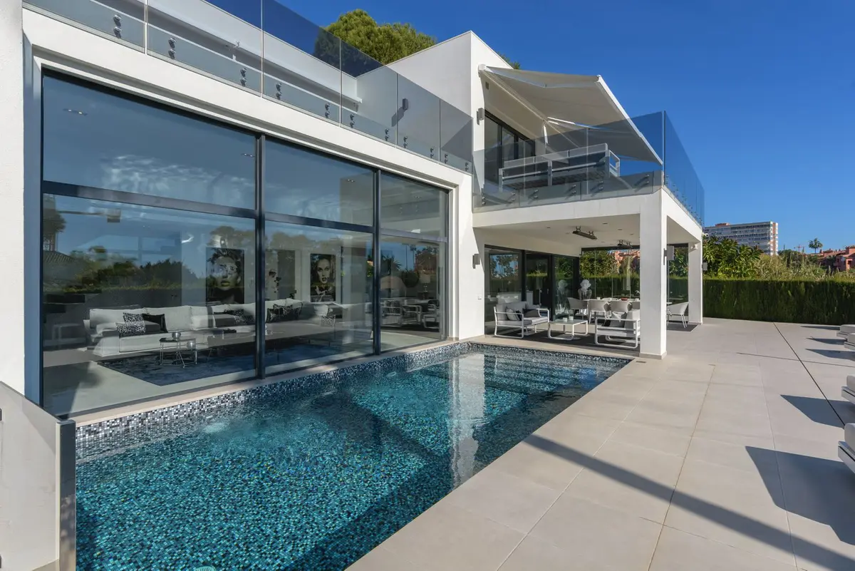 Detached Villa in Los Monteros