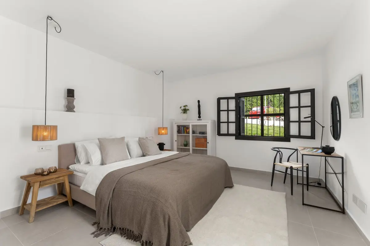 Middle Floor Apartment in Nueva Andalucía
