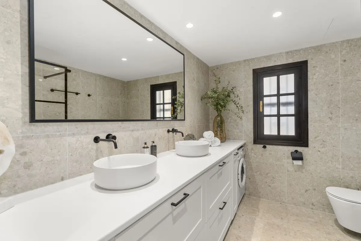 Middle Floor Apartment in Nueva Andalucía