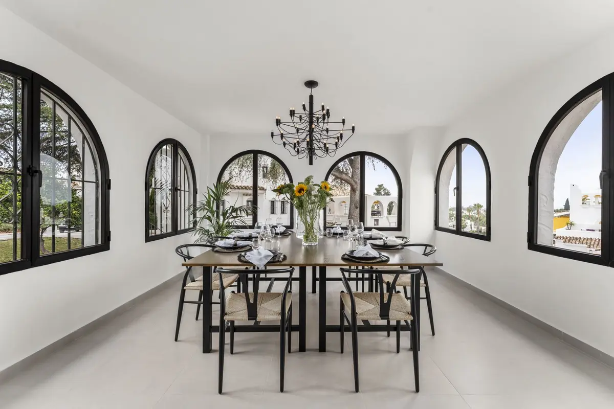 Middle Floor Apartment in Nueva Andalucía