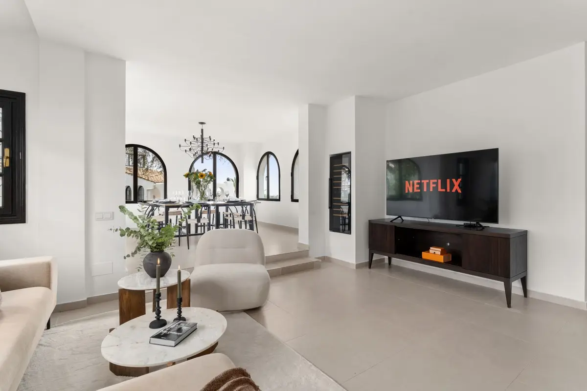Middle Floor Apartment in Nueva Andalucía