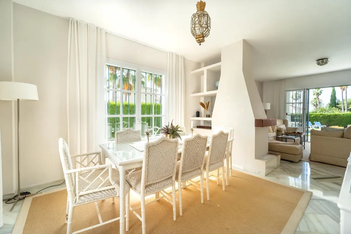 Detached Villa in Elviria