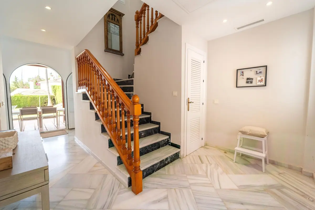 Detached Villa in Elviria