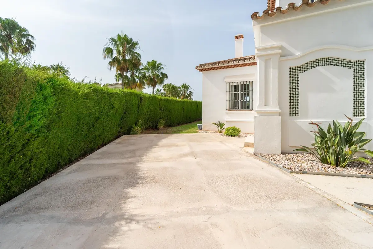 Detached Villa in Elviria