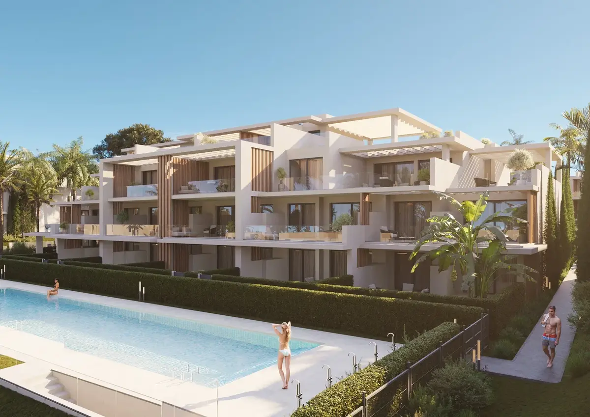 Middle Floor Apartment in Estepona