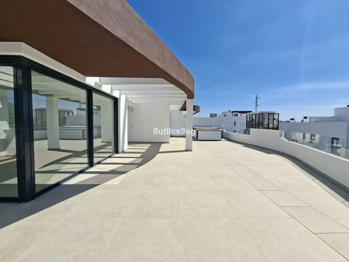 Penthouse in Estepona