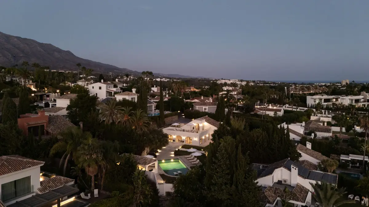 Detached Villa in Nueva Andalucía