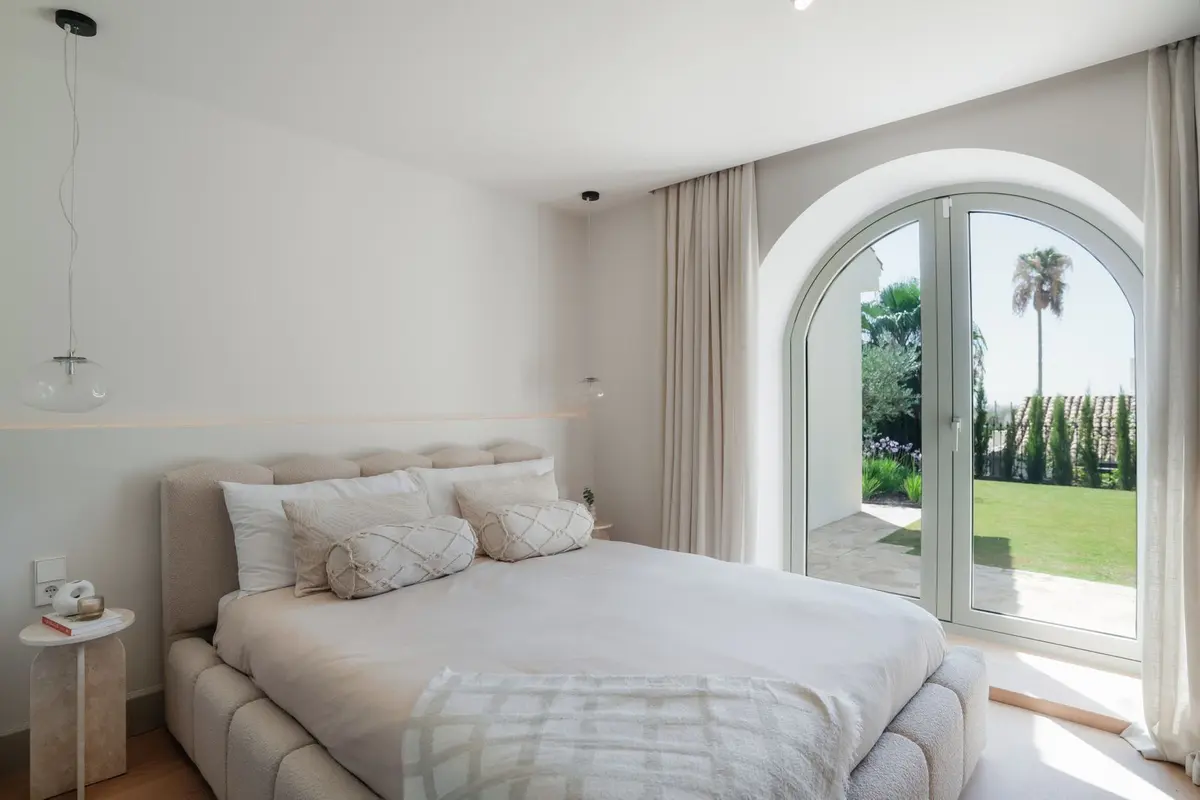 Detached Villa in Nueva Andalucía