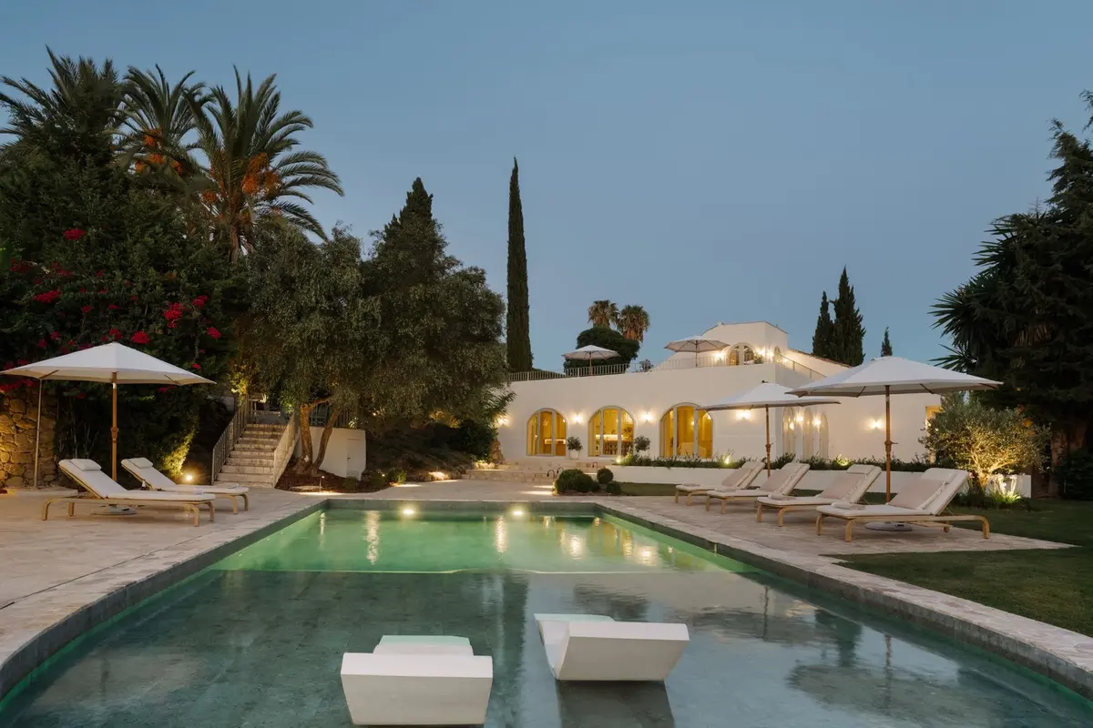 Detached Villa in Nueva Andalucía