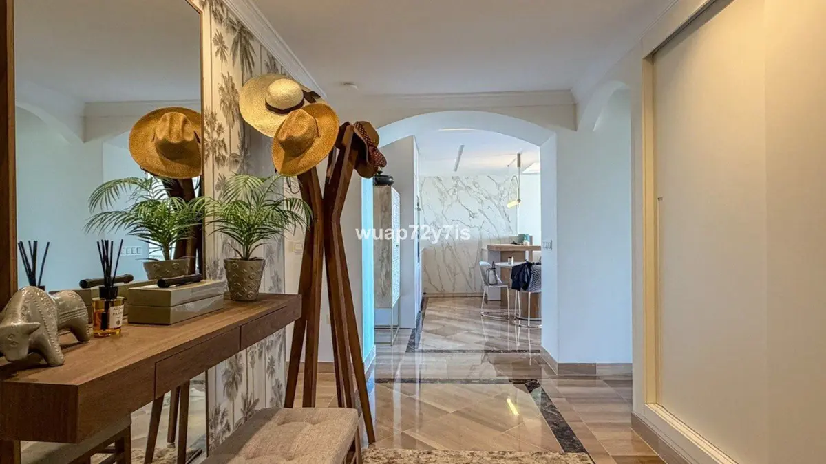 Penthouse in Elviria