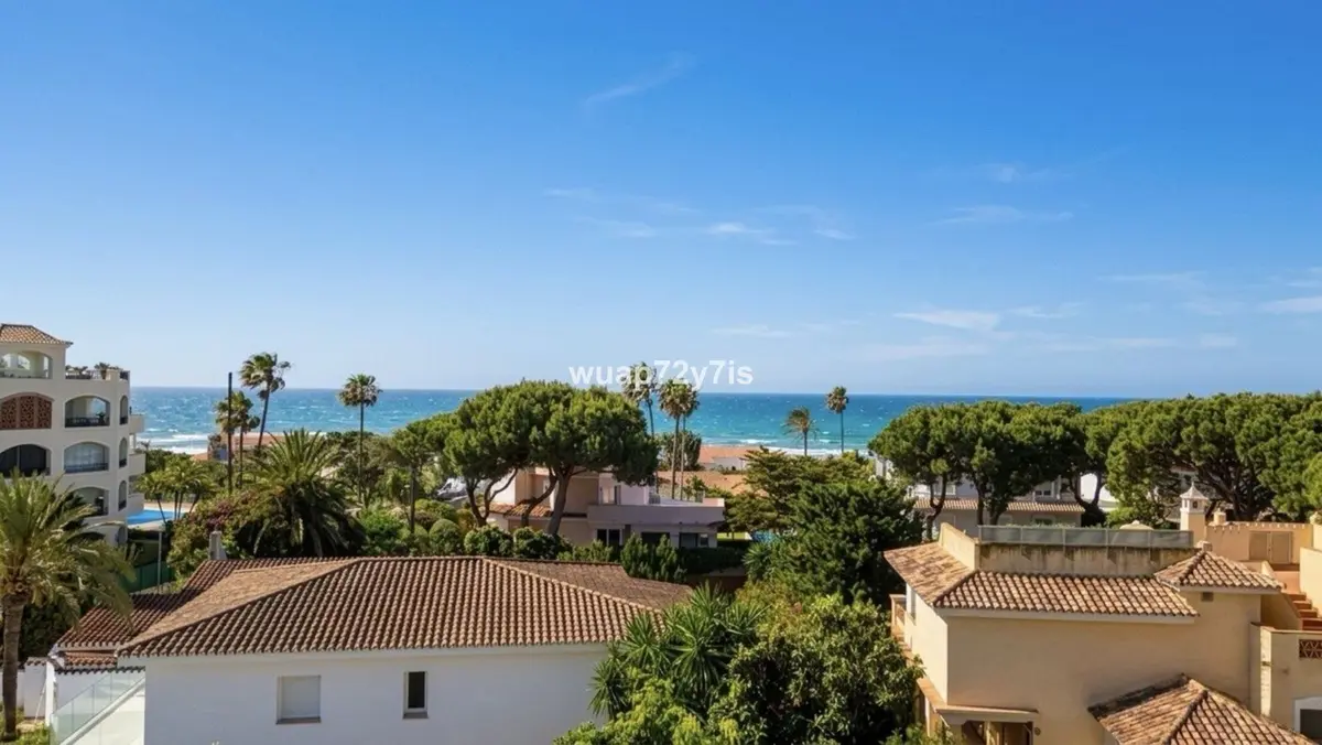 Penthouse in Elviria