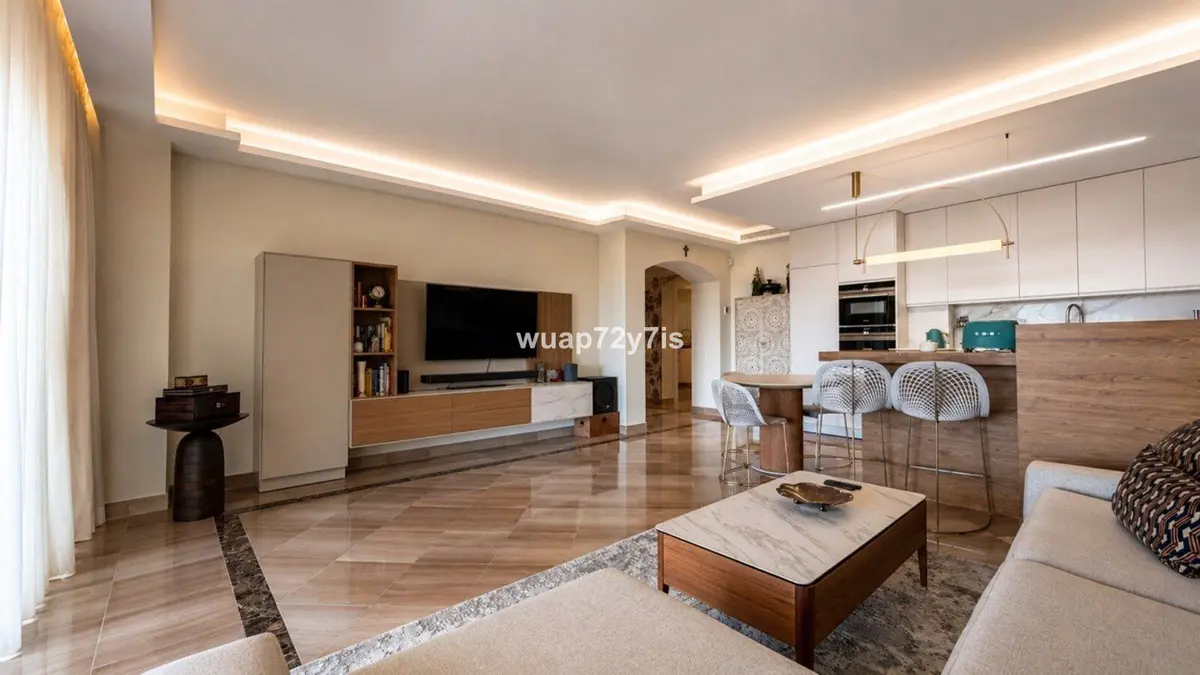 Penthouse in Elviria