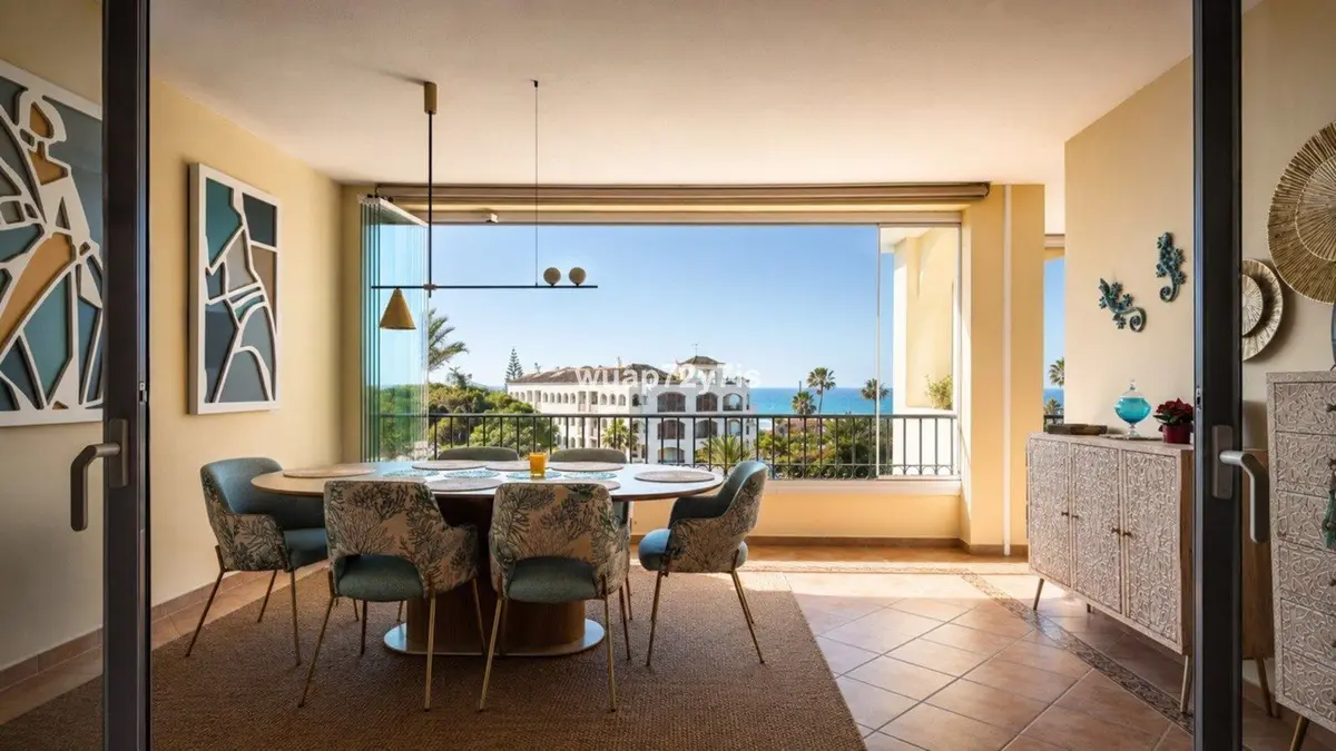 Penthouse in Elviria