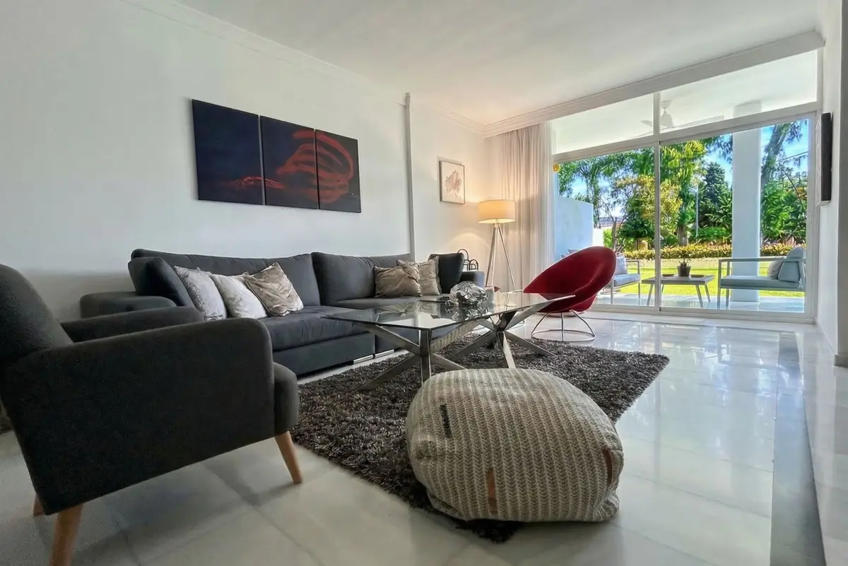 Middle Floor Apartment in Puerto Banús