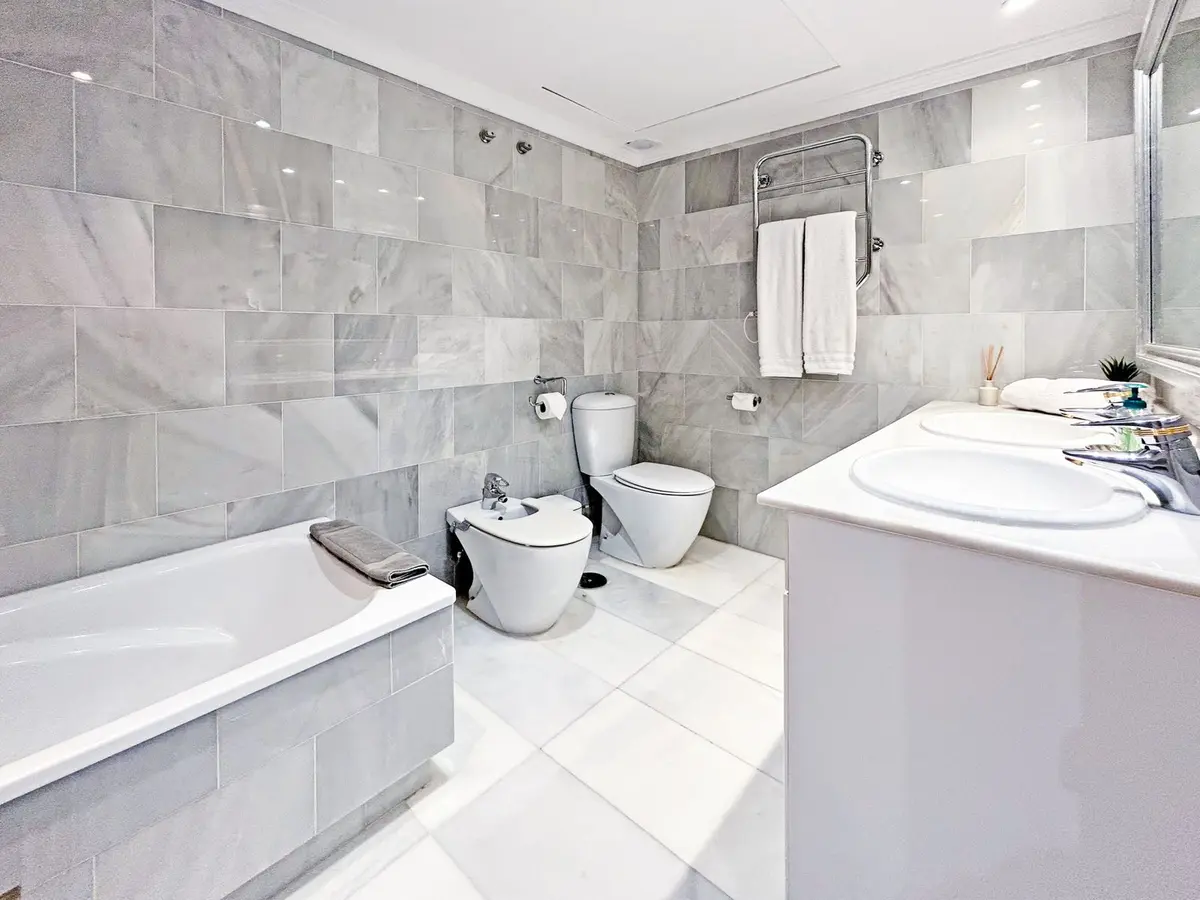 Middle Floor Apartment in Puerto Banús