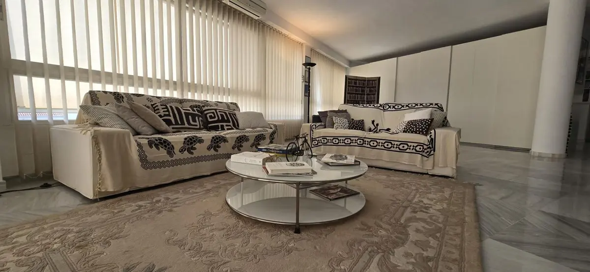 Middle Floor Apartment in Marbella