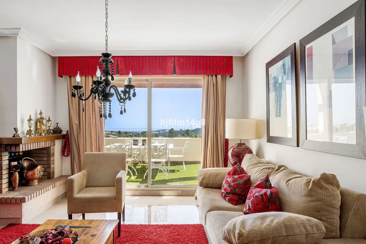 Penthouse Duplex in Nueva Andalucía