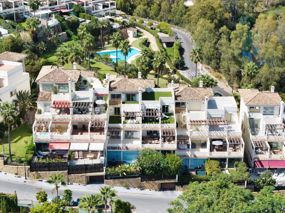 Penthouse Duplex in Nueva Andalucía