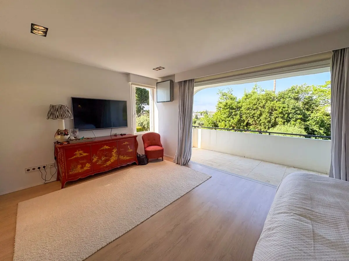 Townhouse in Nueva Andalucía
