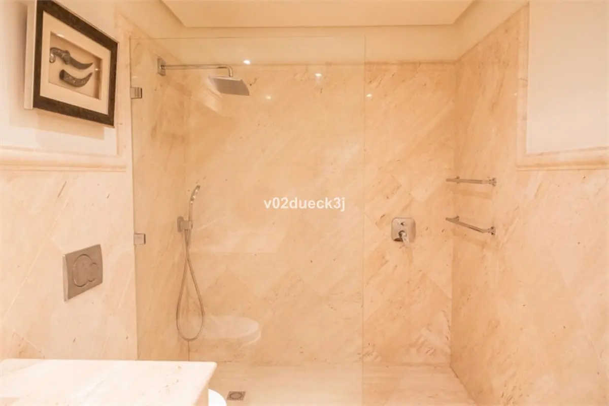Ground Floor Apartment in Estepona