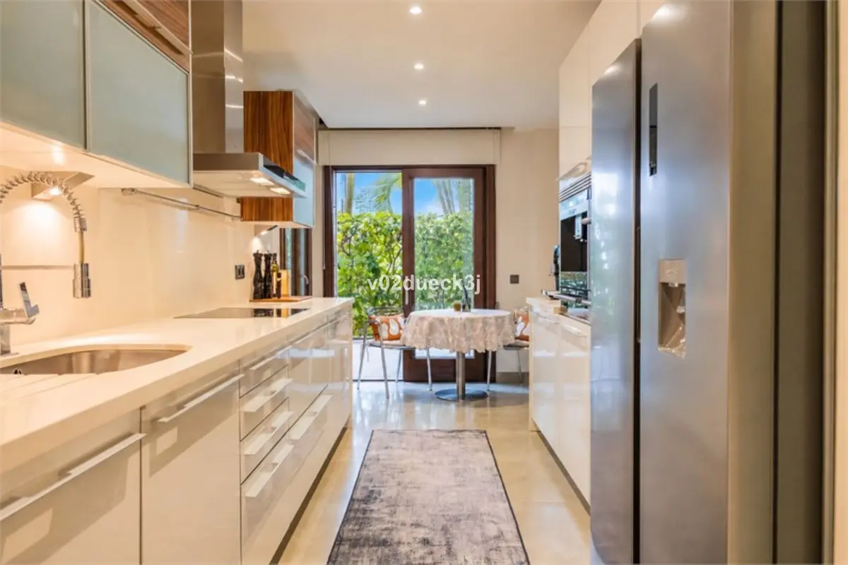 Ground Floor Apartment in Estepona